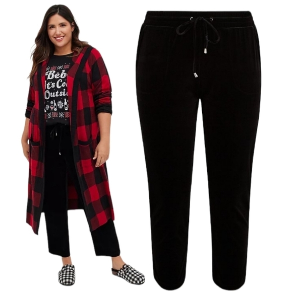 TORRID SOLID BLACK TAPERED PULL ON STRETCHY VELVET CROP DRAWSTRING PANTS - Picture 1 of 12